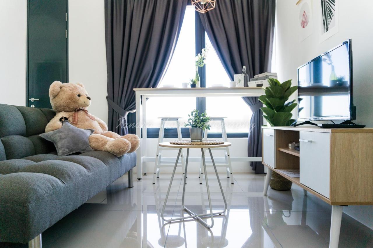 Xandra'S 218 Macalister Suite George Town Esterno foto