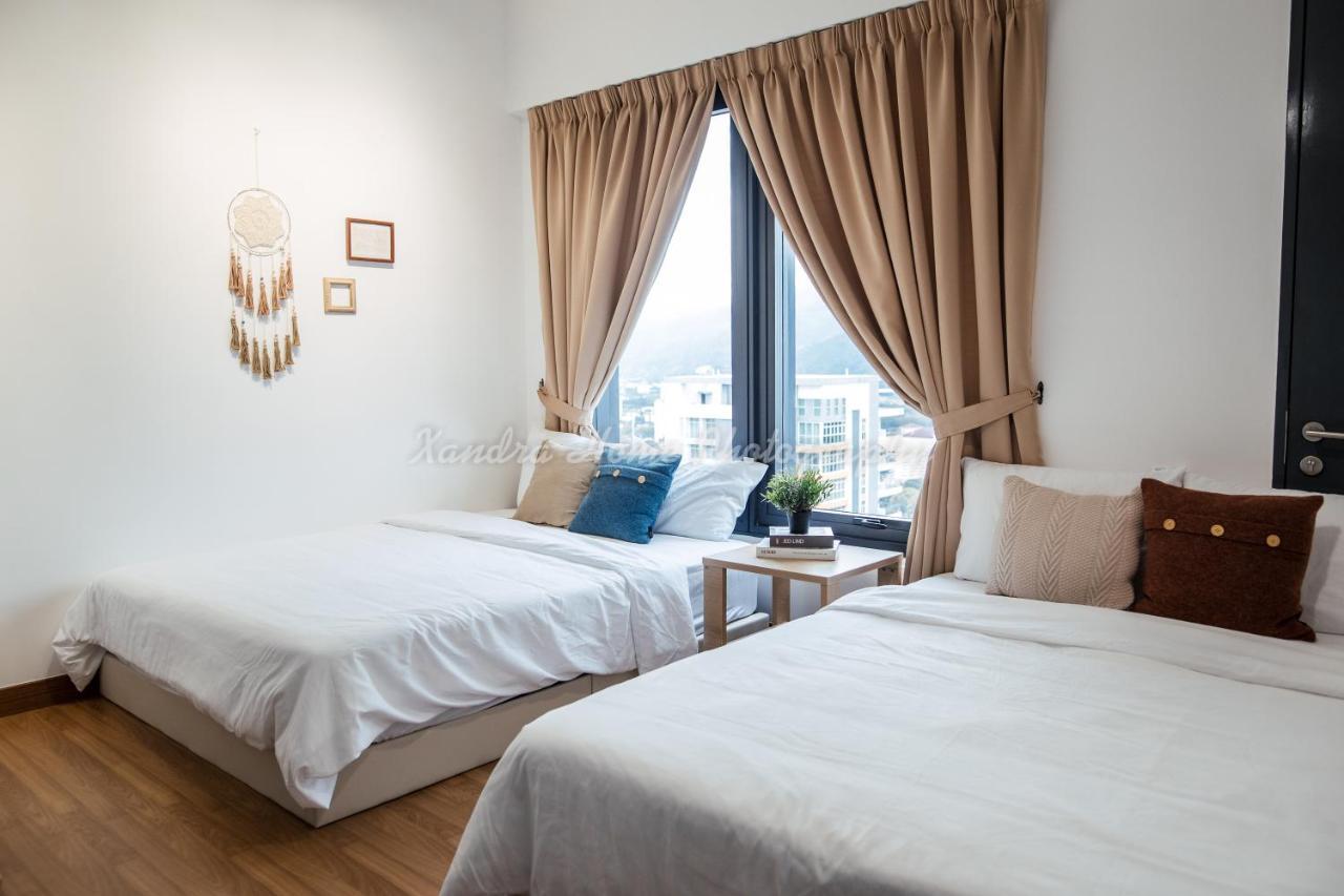 Xandra'S 218 Macalister Suite George Town Esterno foto