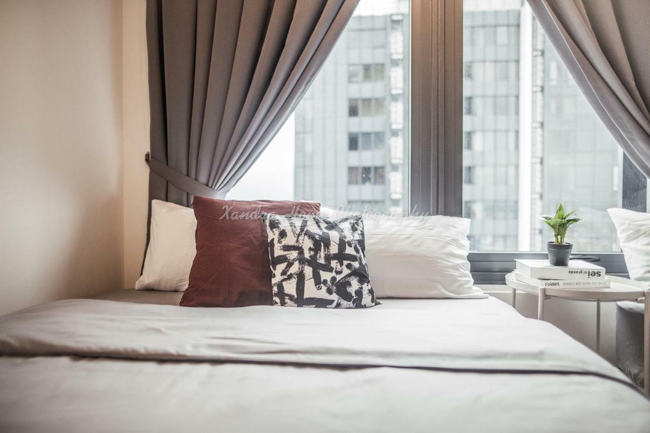 Xandra'S 218 Macalister Suite George Town Esterno foto