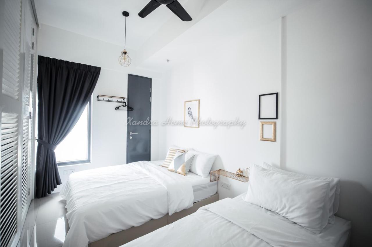 Xandra'S 218 Macalister Suite George Town Esterno foto